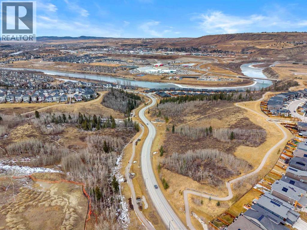 525 River Heights Drive, Cochrane