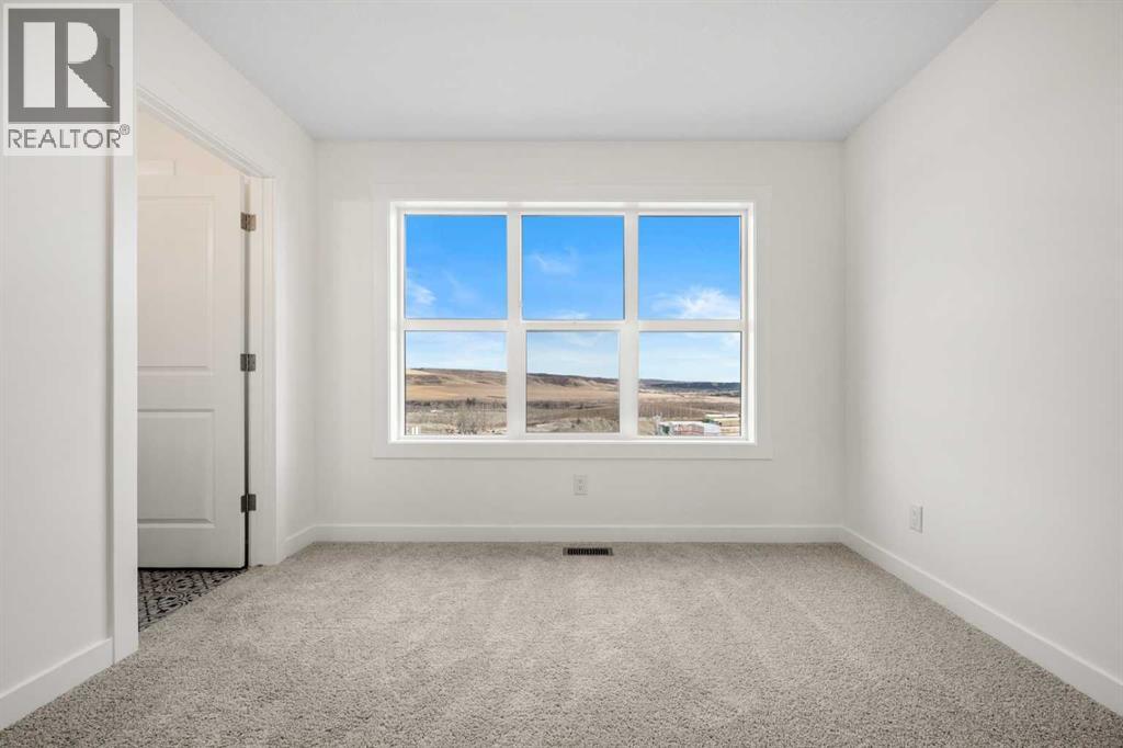 525 River Heights Drive, Cochrane