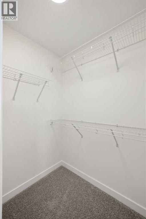 525 River Heights Drive, Cochrane