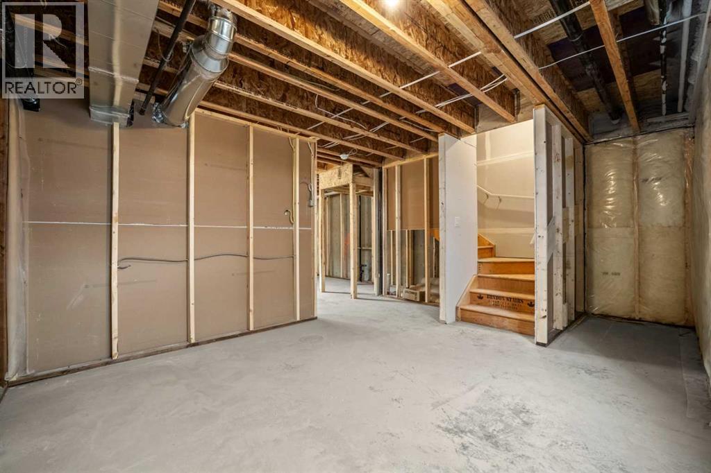 525 River Heights Drive, Cochrane