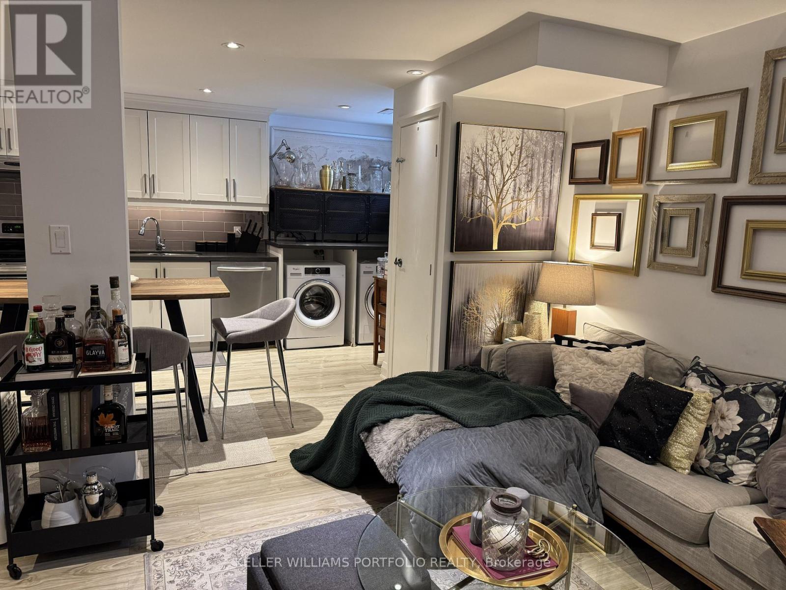 LOWER - 62 NEALON AVENUE - Photo 4 of 18, Toronto (Broadview North), Ontario