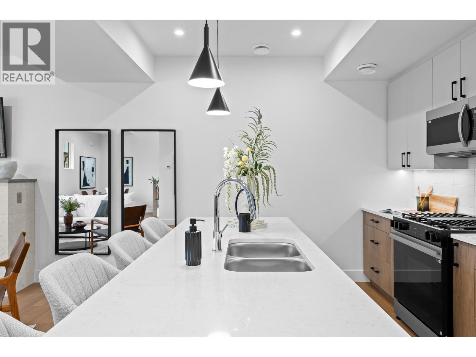 #6 1463 INKAR ROAD - 4