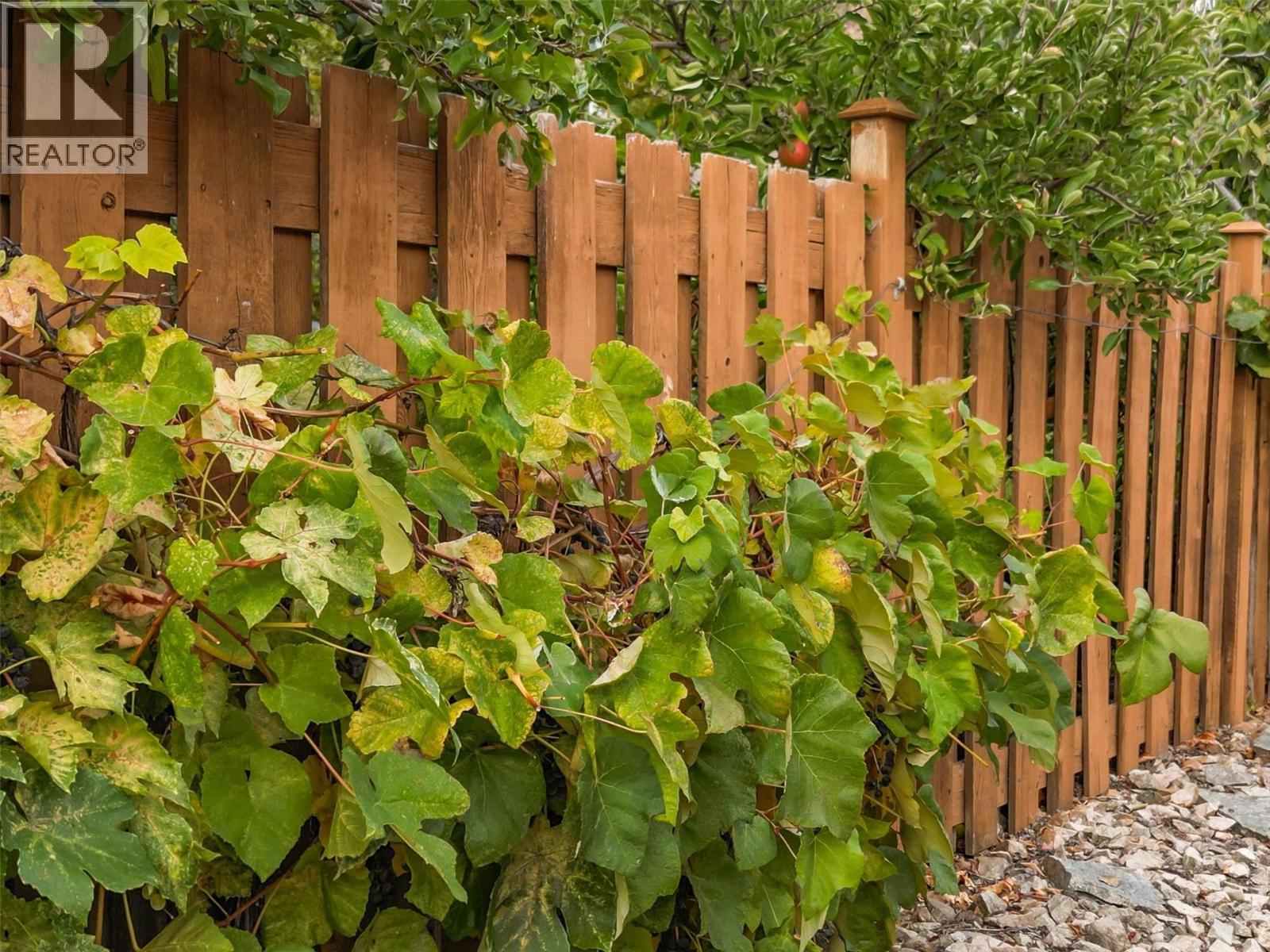 5174 Morrison Crescent, Peachland