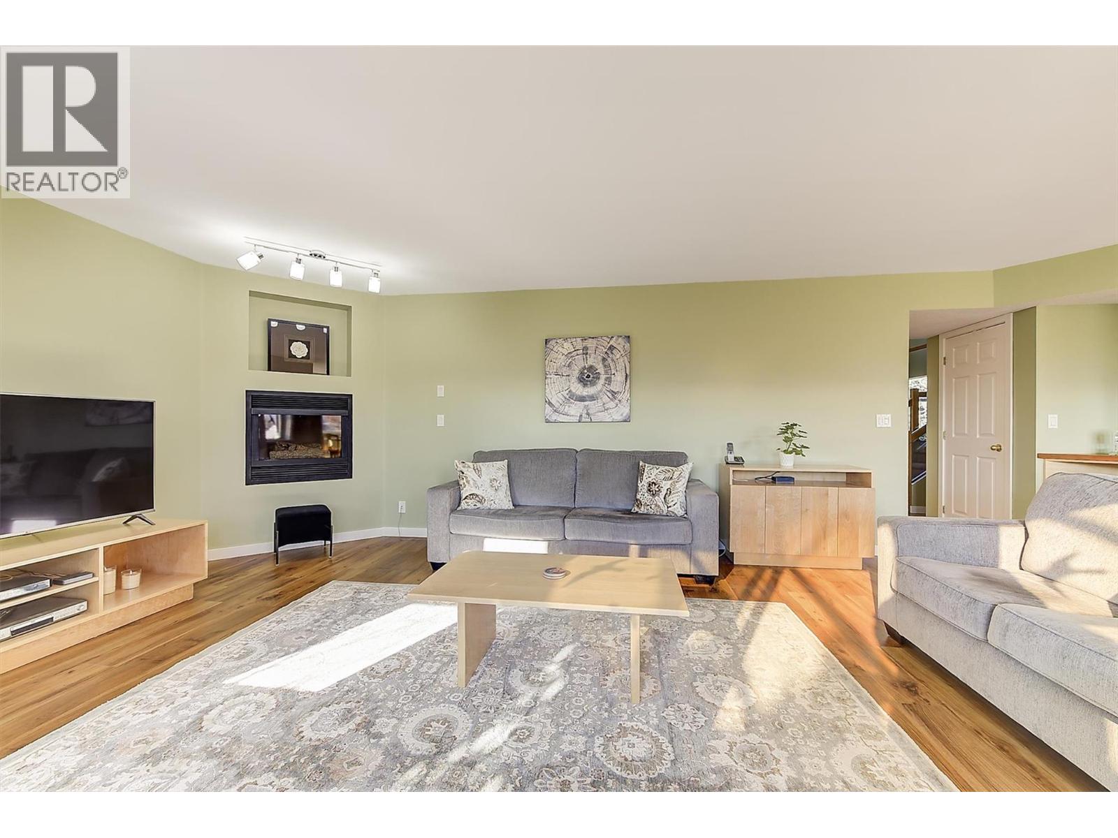 5174 Morrison Crescent, Peachland