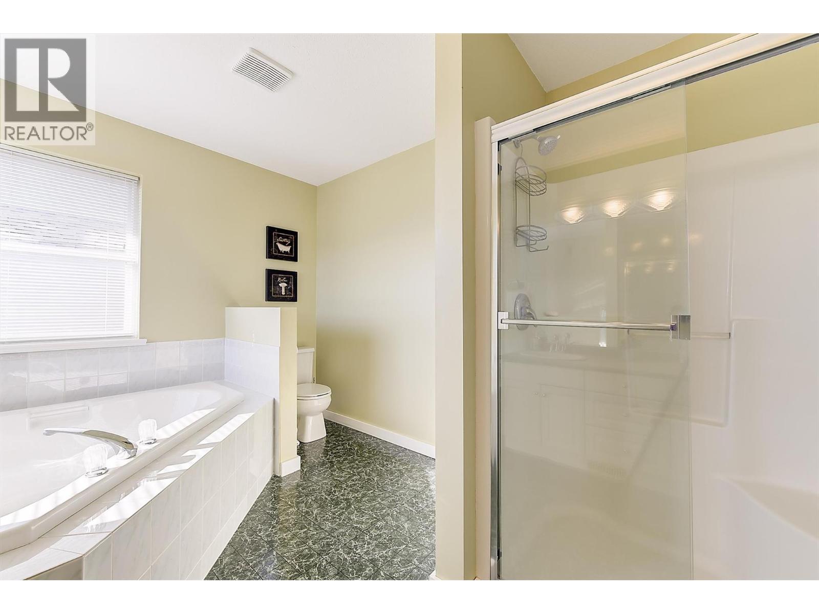 5174 Morrison Crescent, Peachland