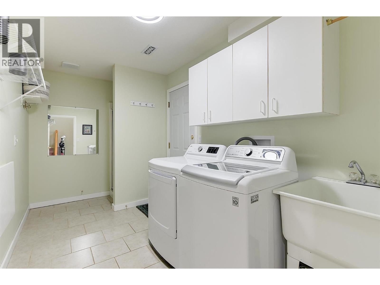 5174 Morrison Crescent, Peachland