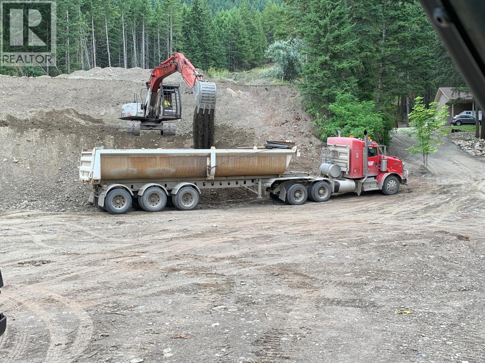  Trans Canada Highway Northeast, Salmon Arm