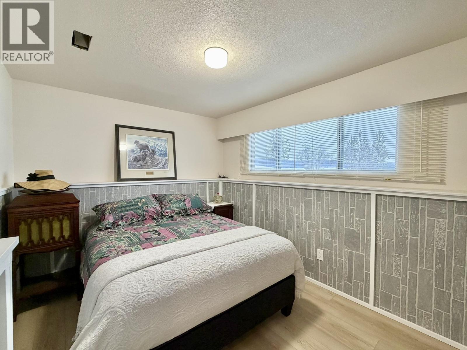 6433 LYNX ROAD, Forest Grove