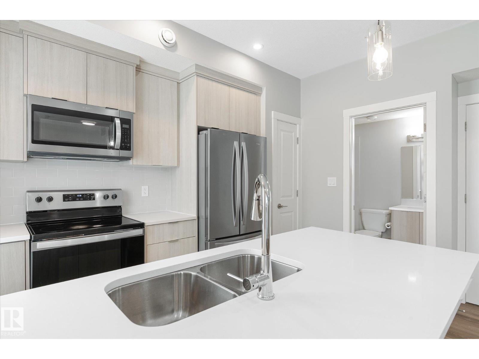 #42 6905 25 AV SW, Edmonton