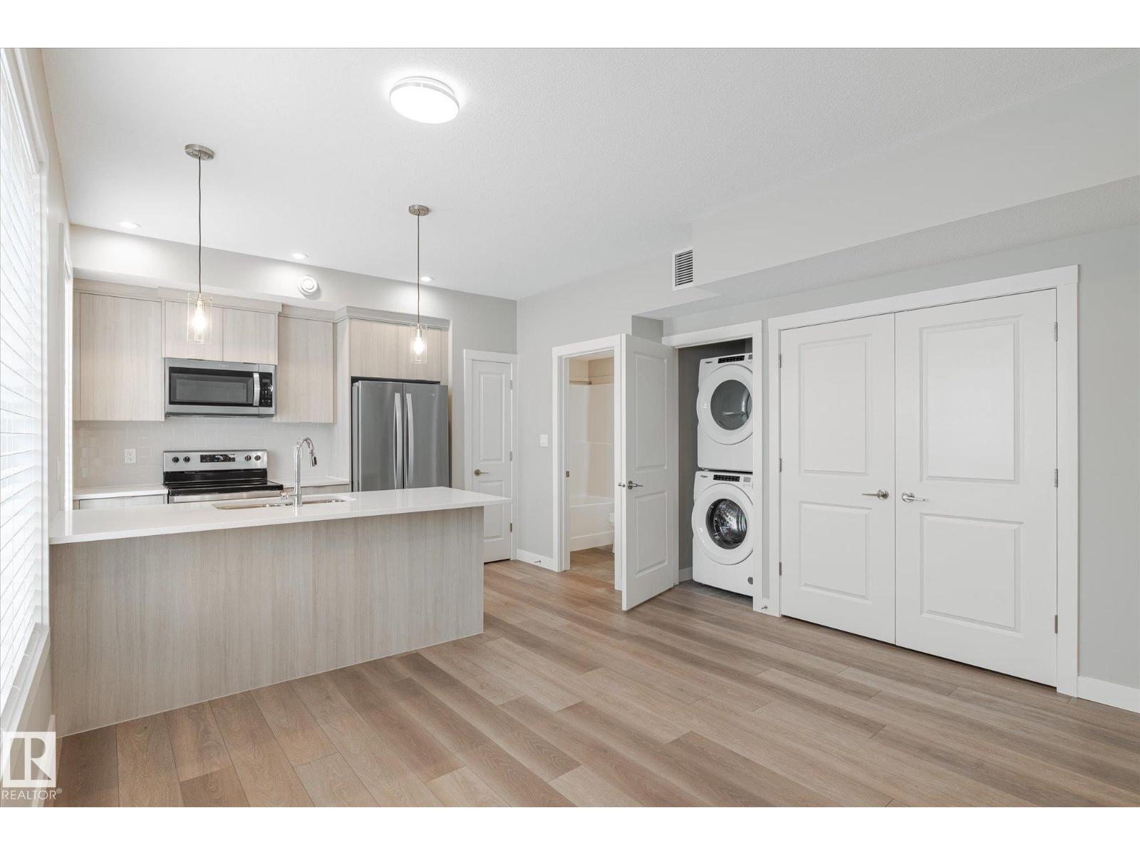 #42 6905 25 AV SW, Edmonton