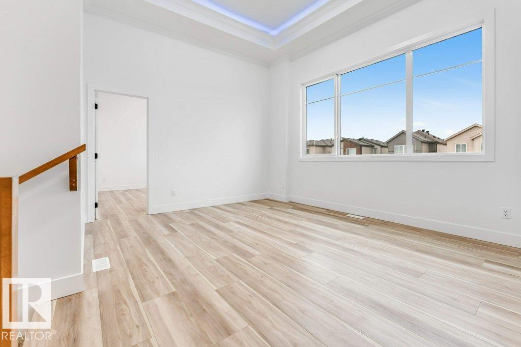 219 Crystal Creek DR, Leduc