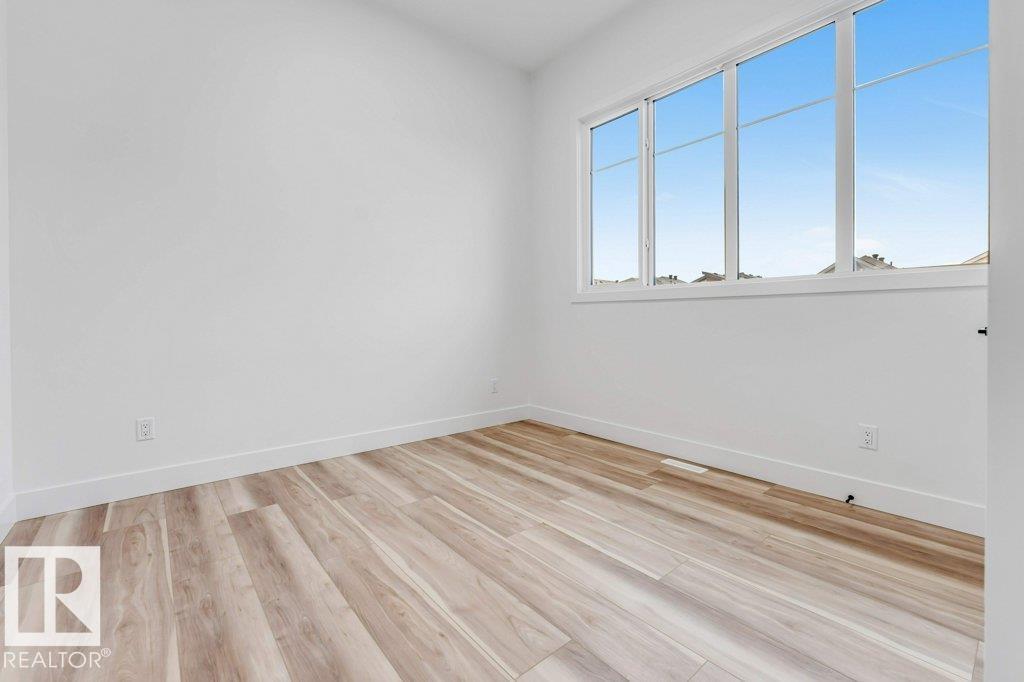 219 Crystal Creek DR, Leduc