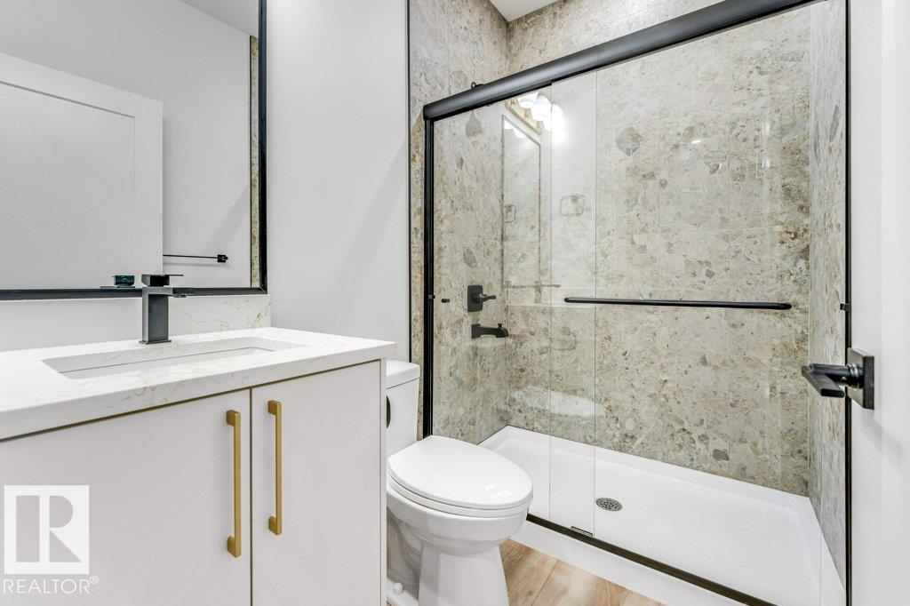 219 Crystal Creek DR, Leduc