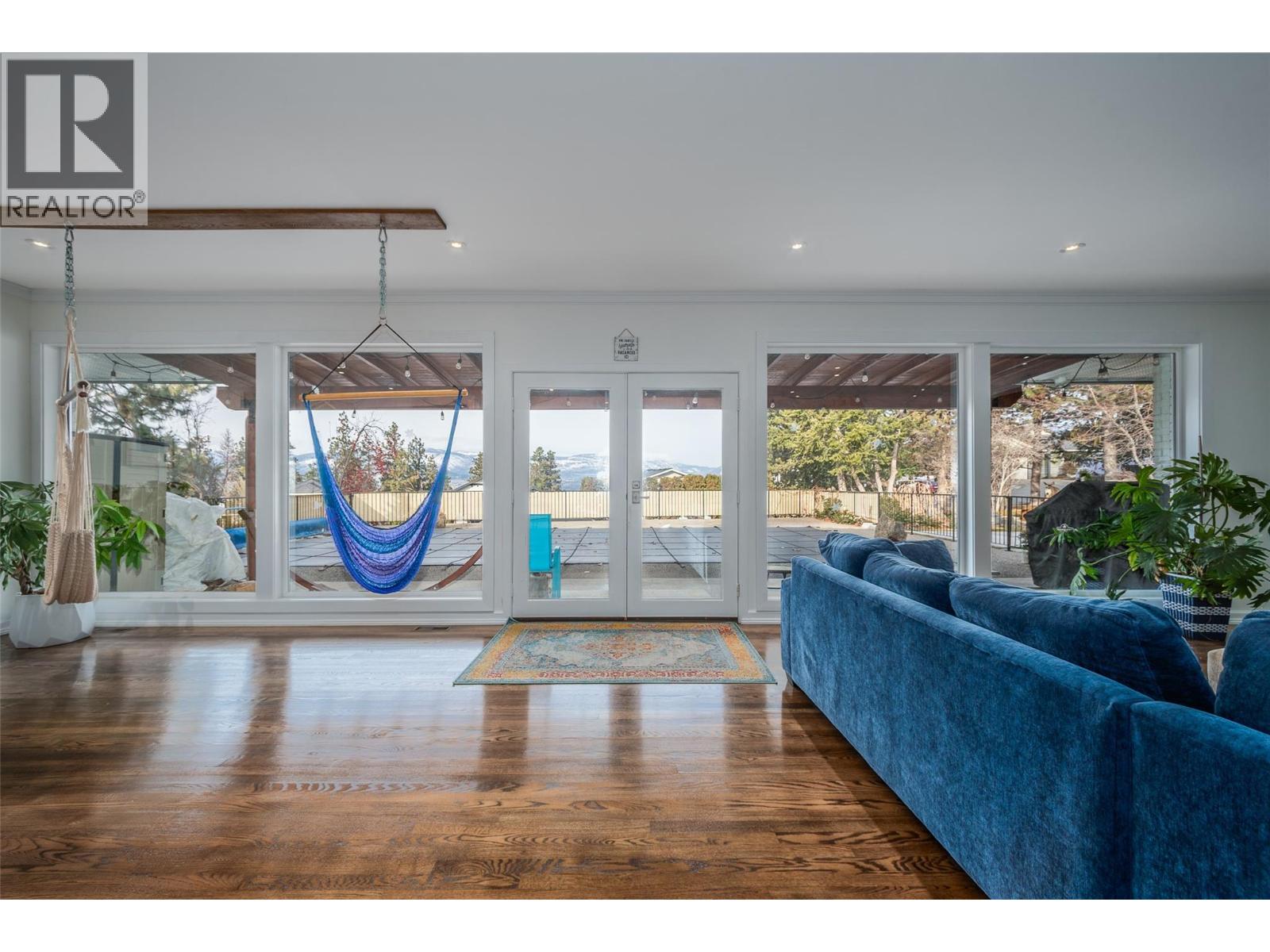 514 Hawes Court, Kelowna