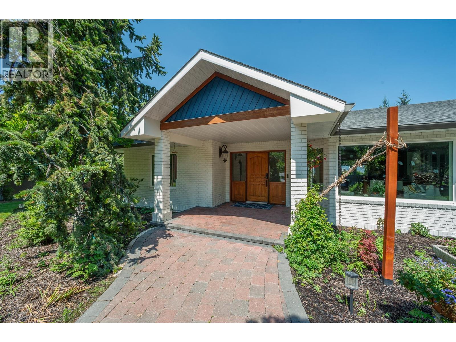 514 Hawes Court, Kelowna