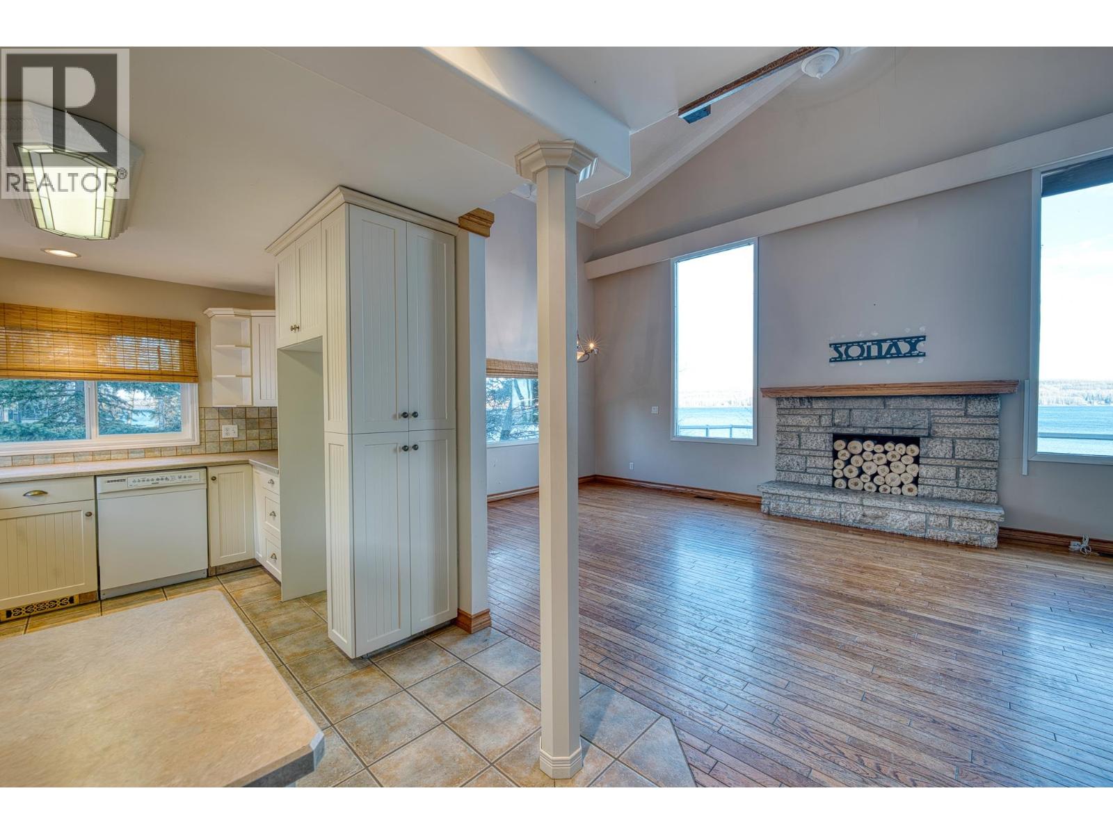 12874 FOREST AVENUE, Charlie Lake