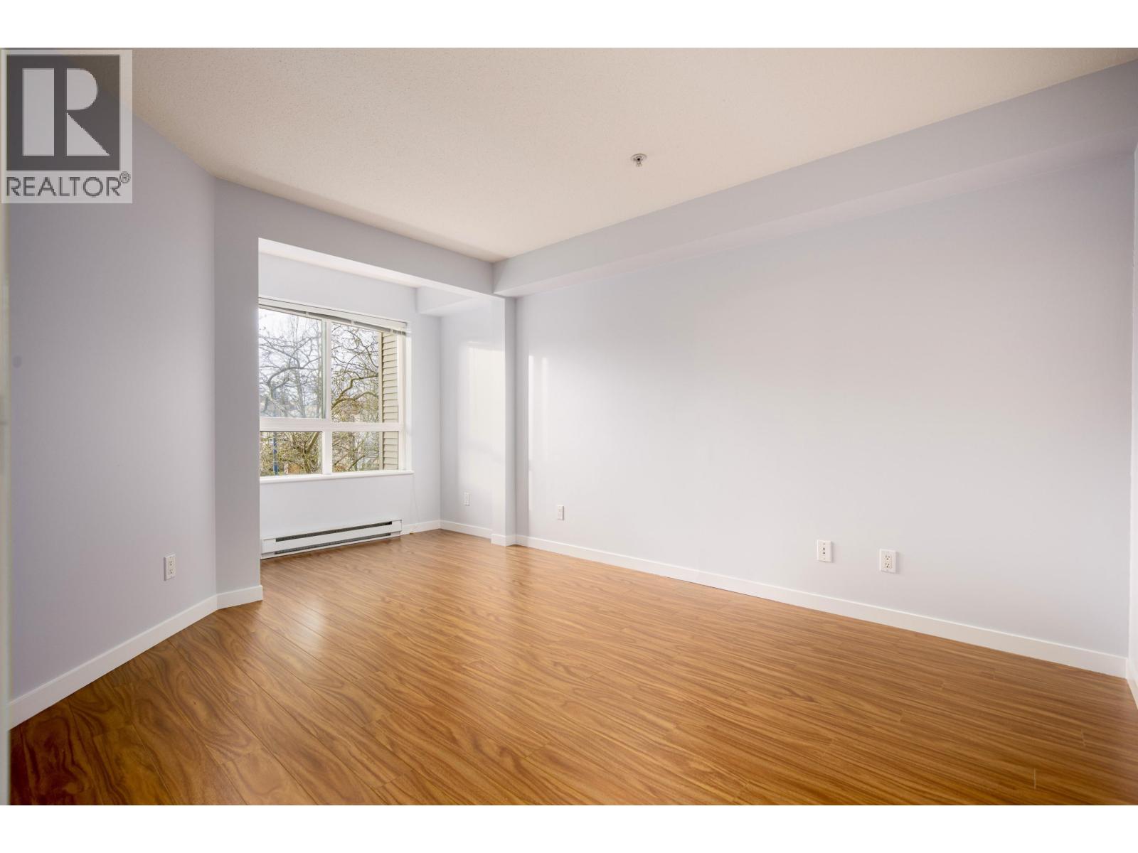 215 8060 JONES ROAD, Richmond