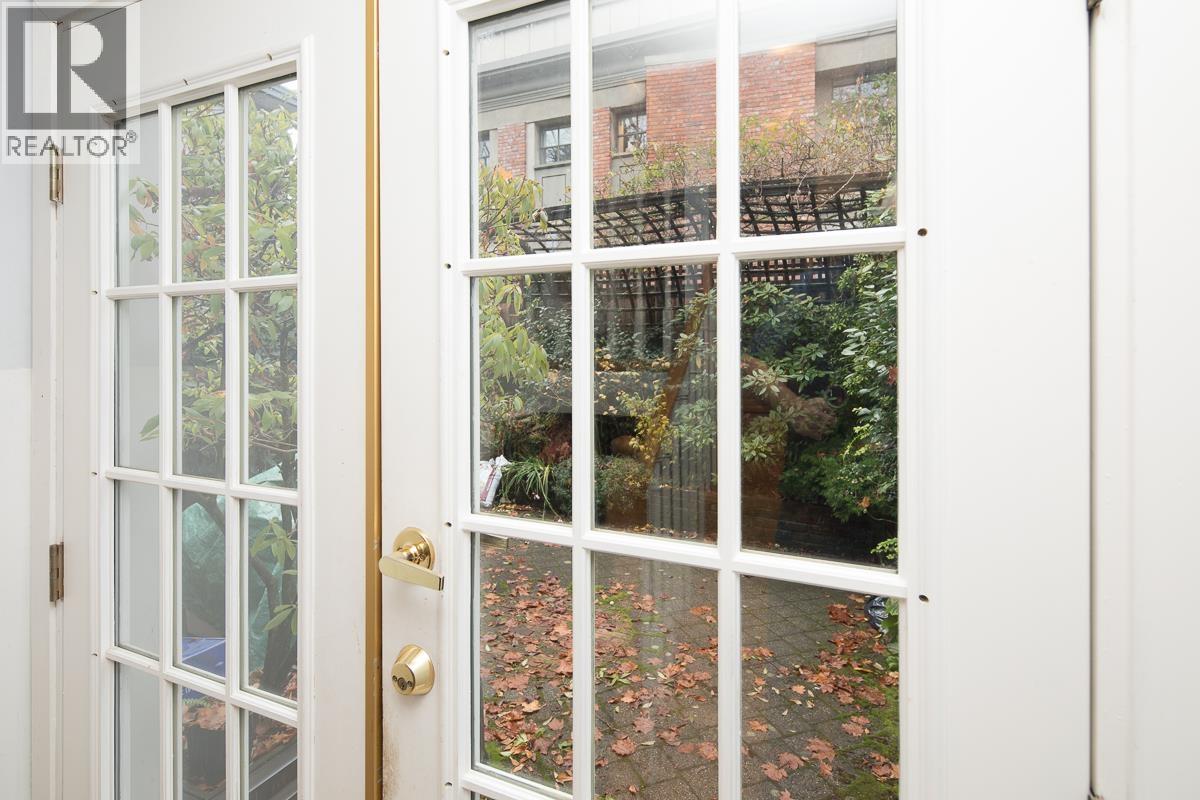 2305 W 3RD AVENUE, Vancouver