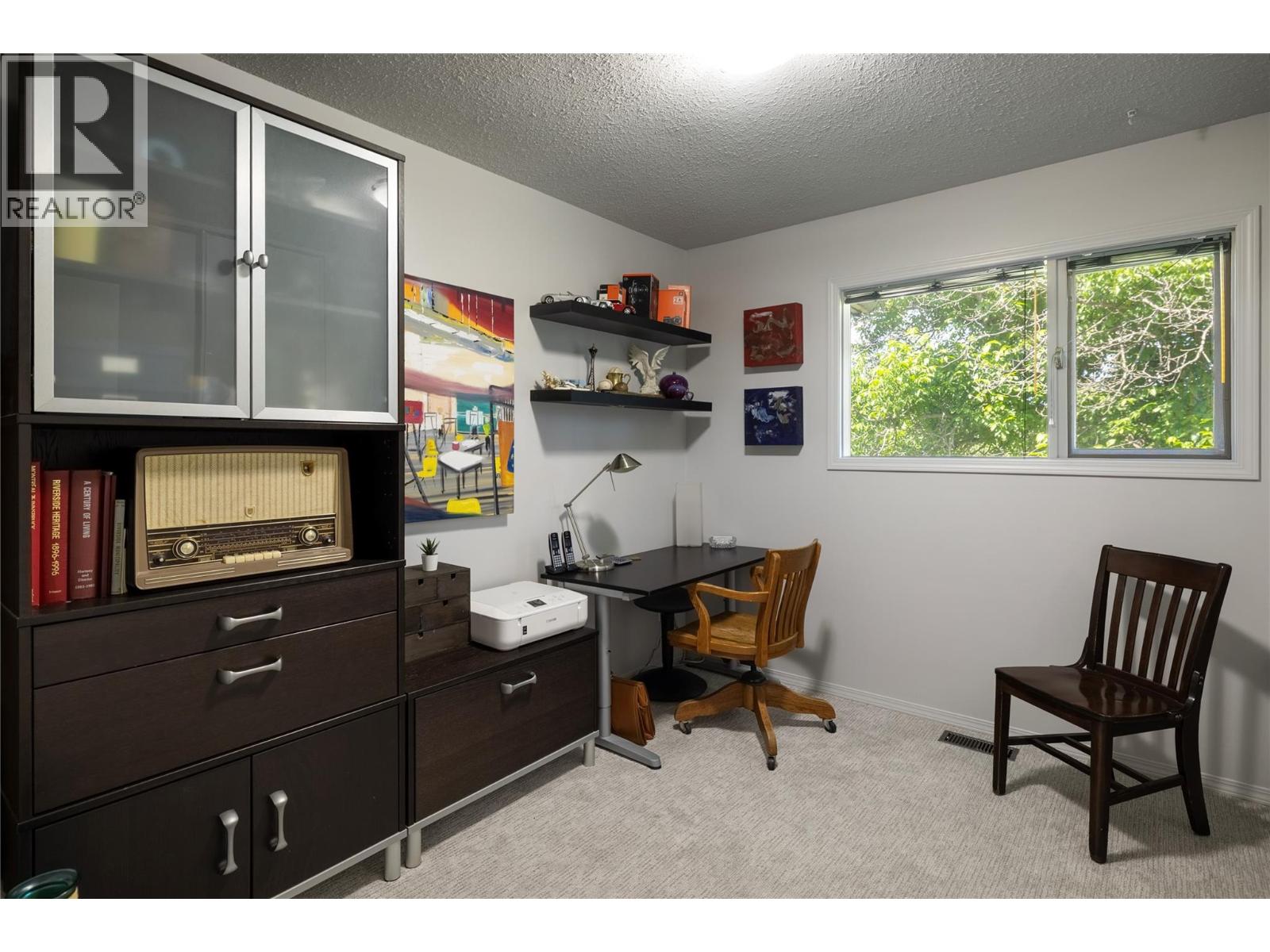 3429 Larch Drive, Spallumcheen