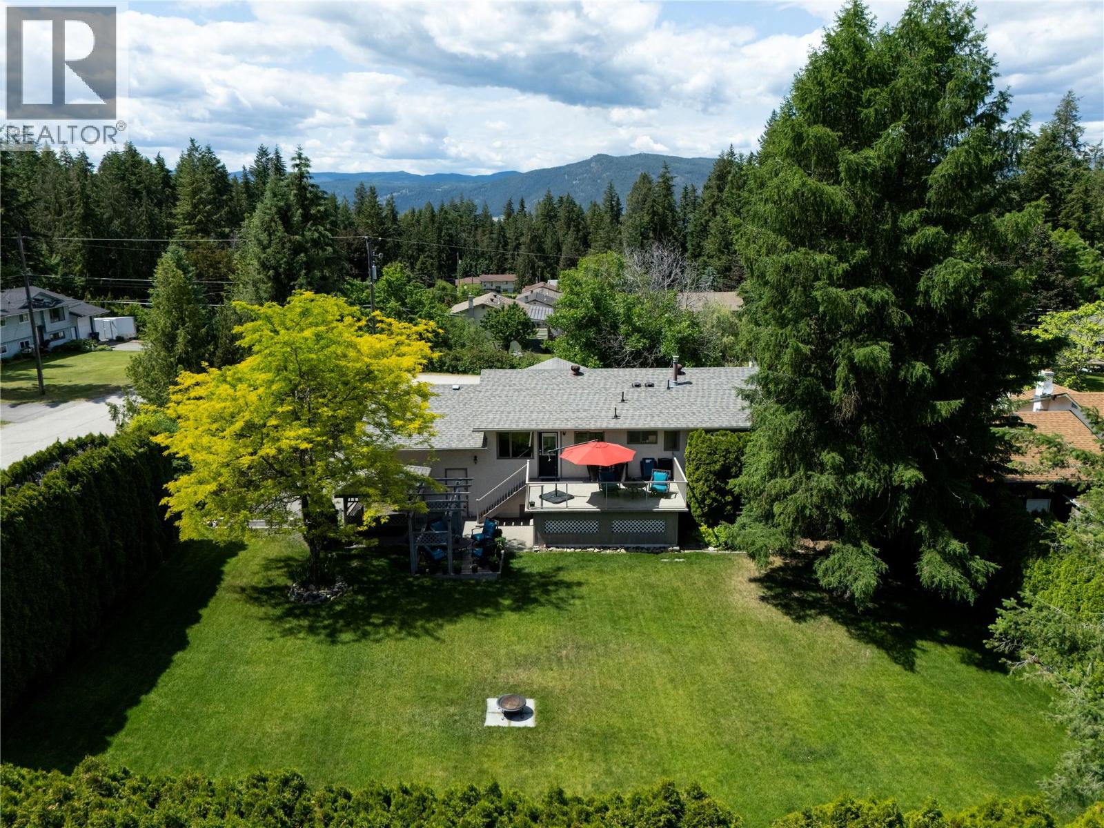 3429 Larch Drive, Spallumcheen