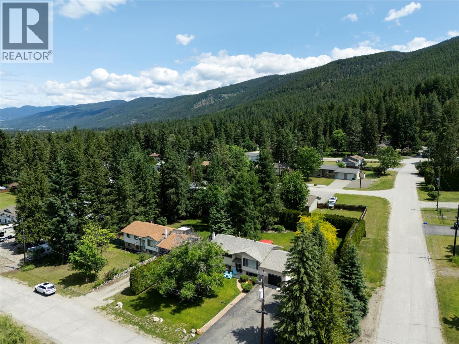 3429 Larch Drive, Spallumcheen