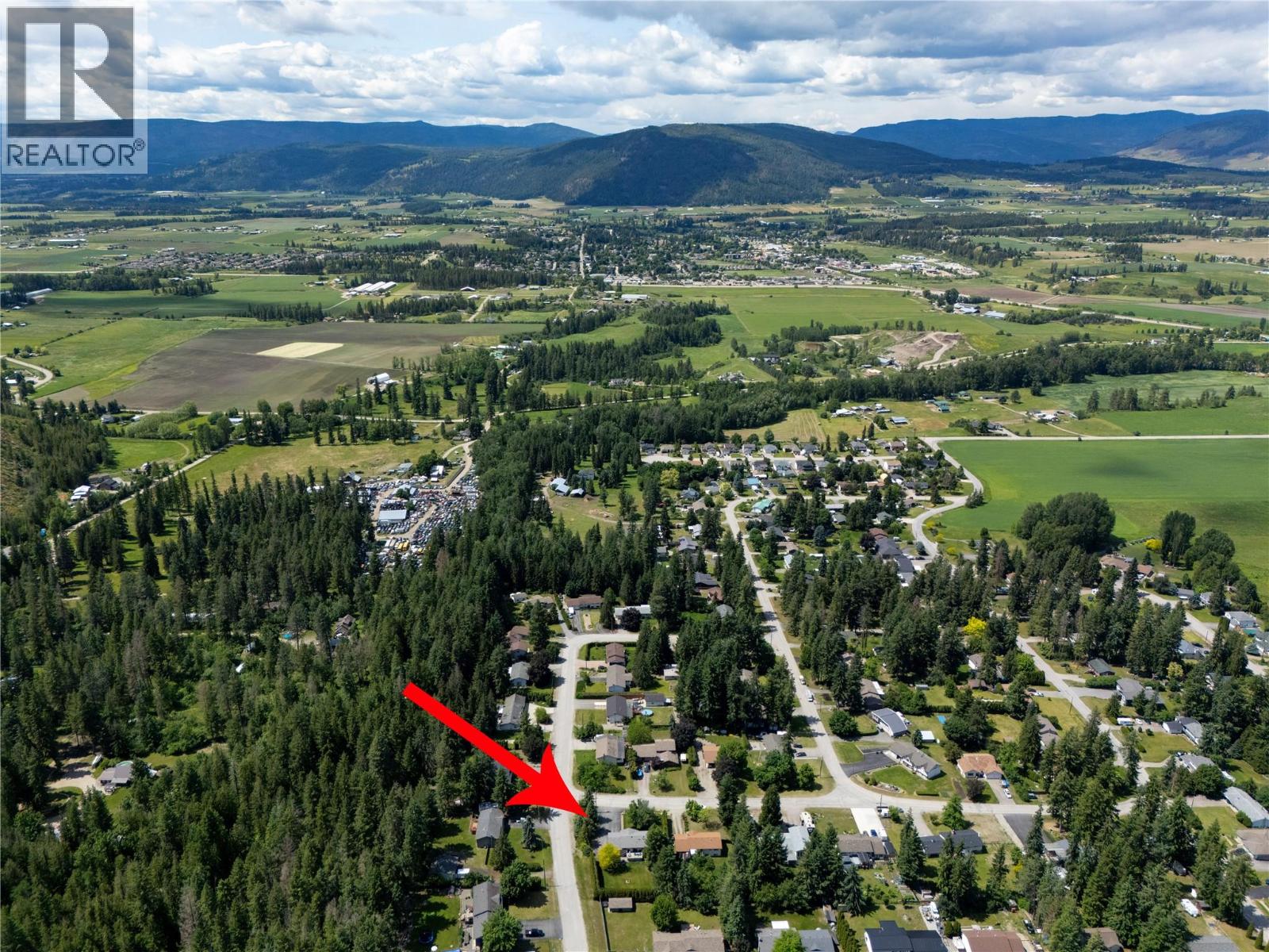 3429 Larch Drive, Spallumcheen