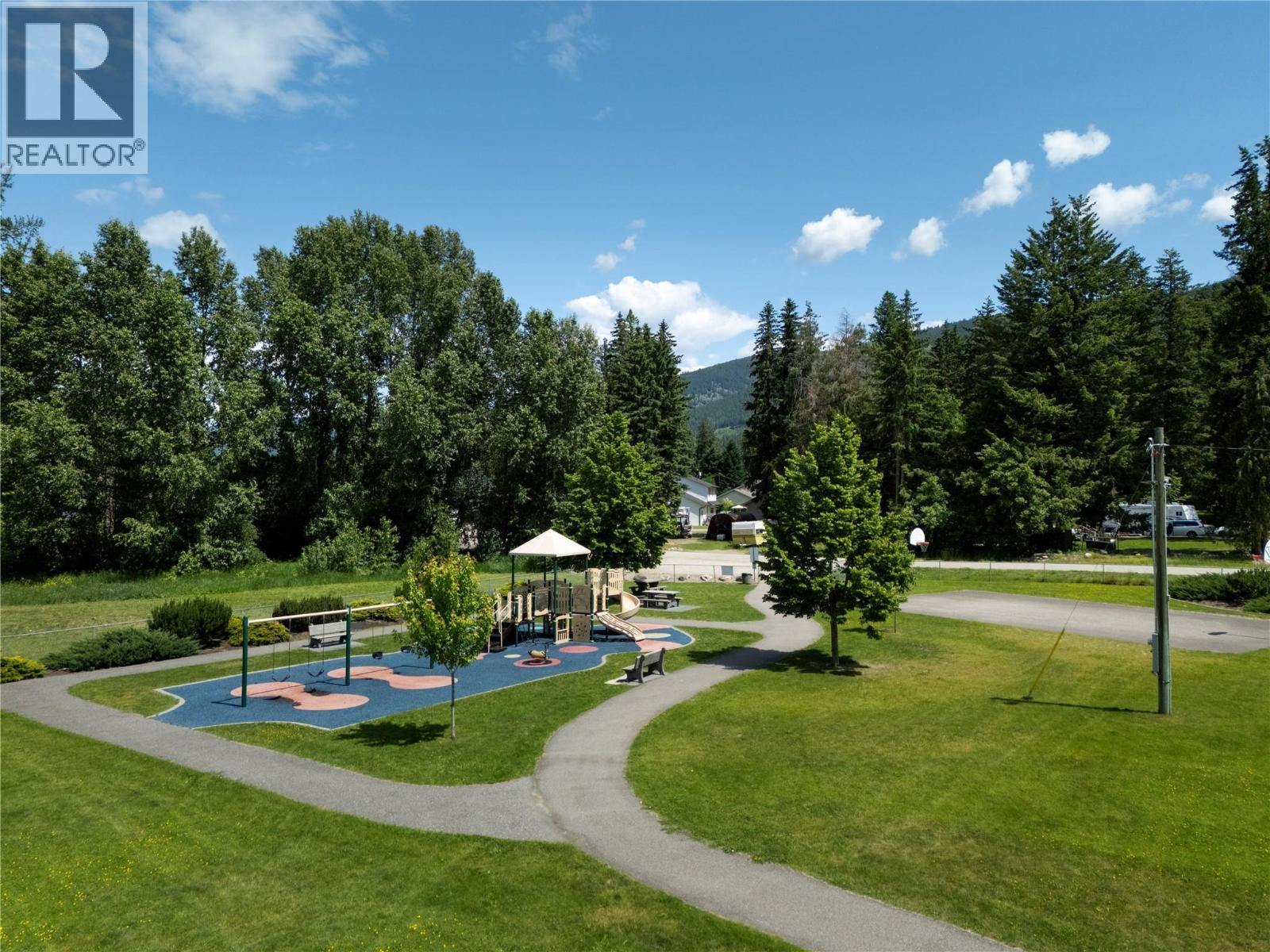 3429 Larch Drive, Spallumcheen