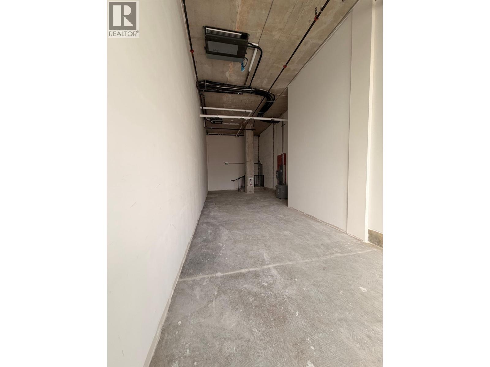 Retail for Rent in Vancouver – 8427 GRANVILLE STREET, Vancouver - Image 4