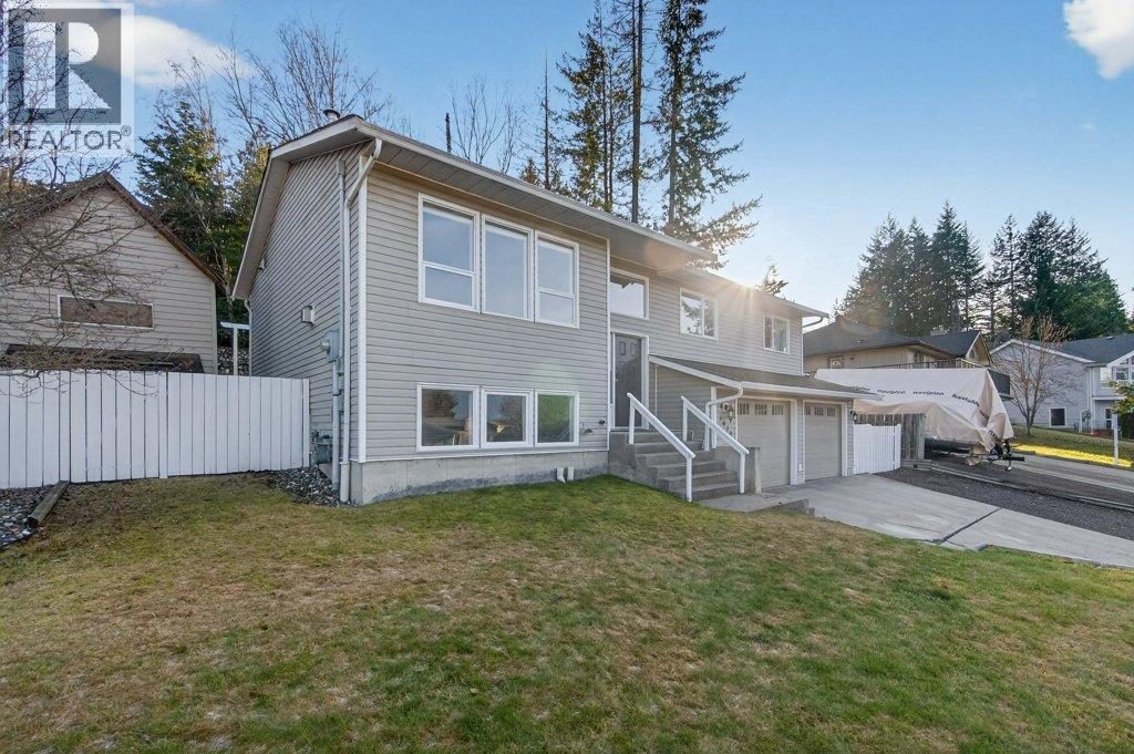 1610 16 Avenue SE, Salmon Arm