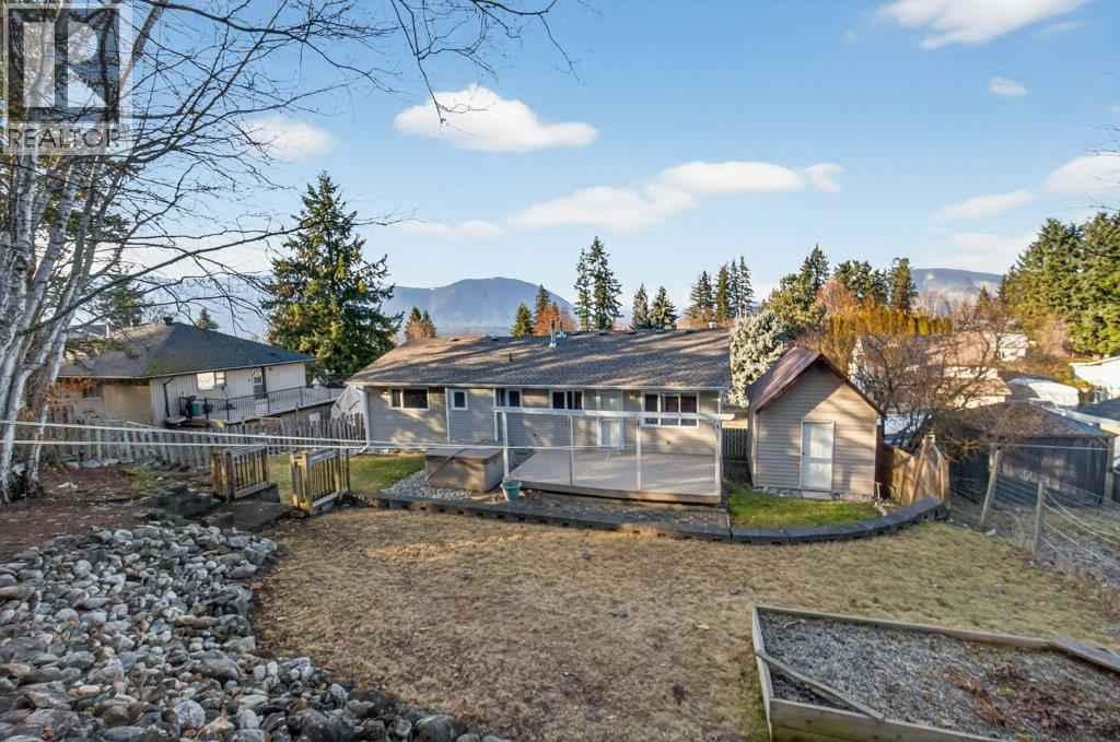 1610 16 Avenue SE, Salmon Arm