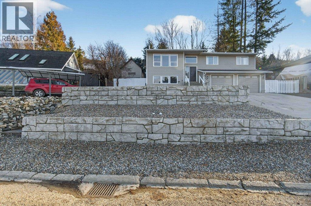 1610 16 Avenue SE, Salmon Arm