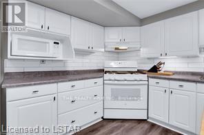 LOWER - 25 WESTON STREET - Photo 5 of 18, London South (South H), Ontario