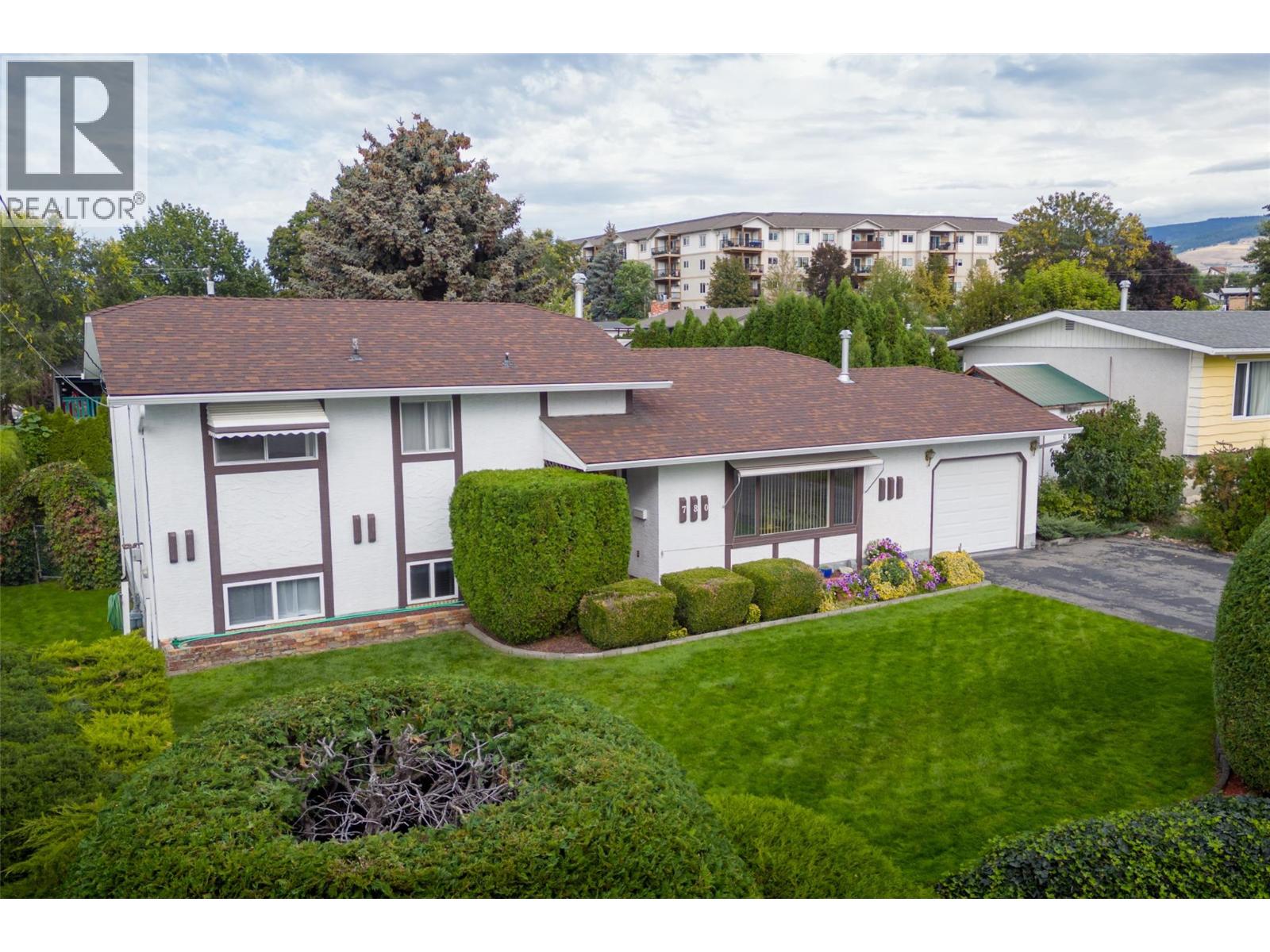 780 Dundee Road, Kelowna