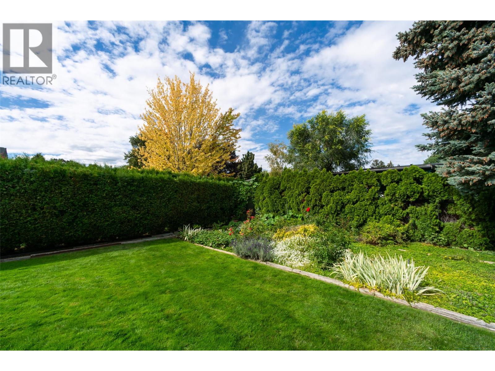 780 Dundee Road, Kelowna