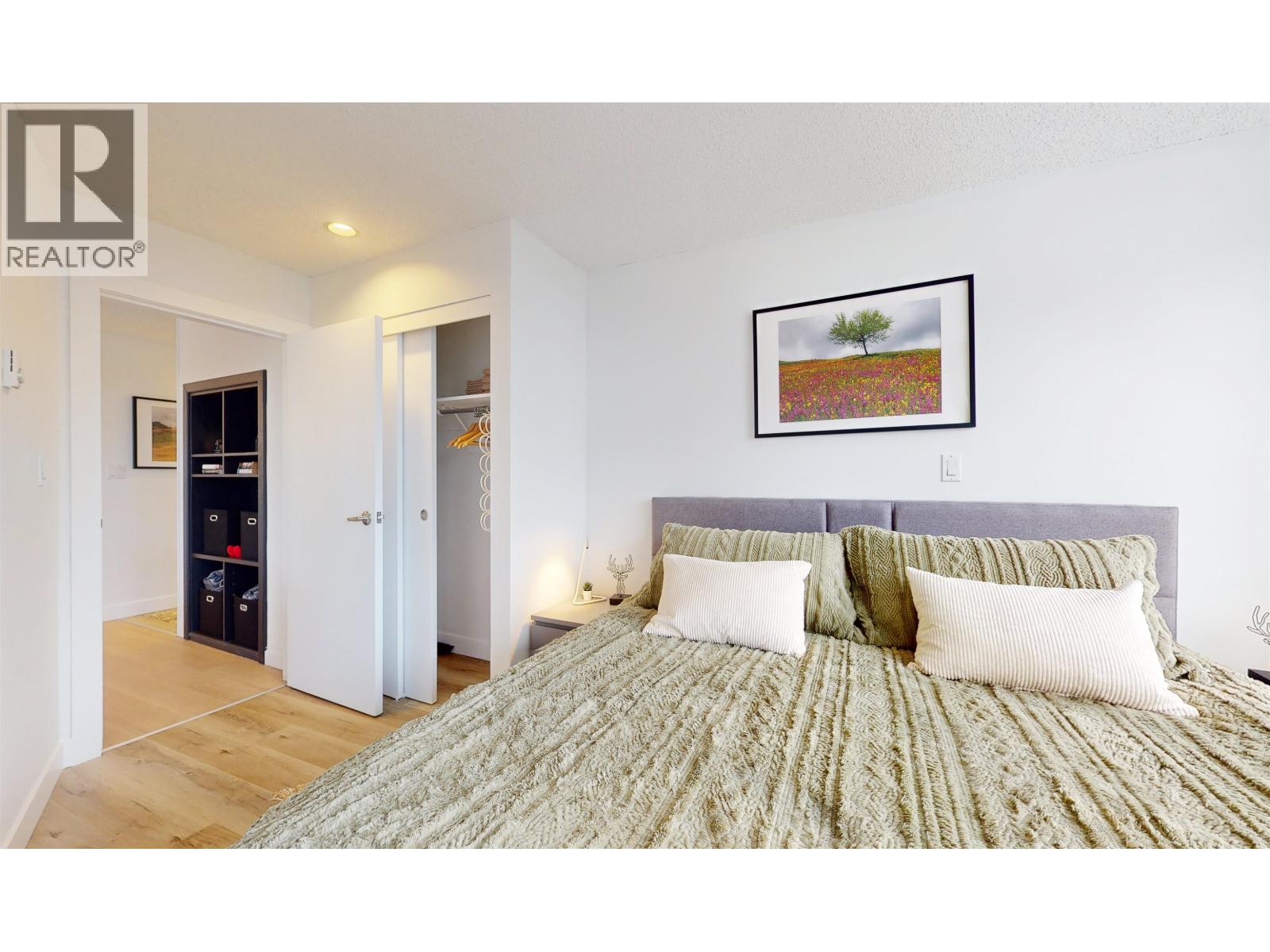 301 4111 GOLFERS APPROACH, Whistler