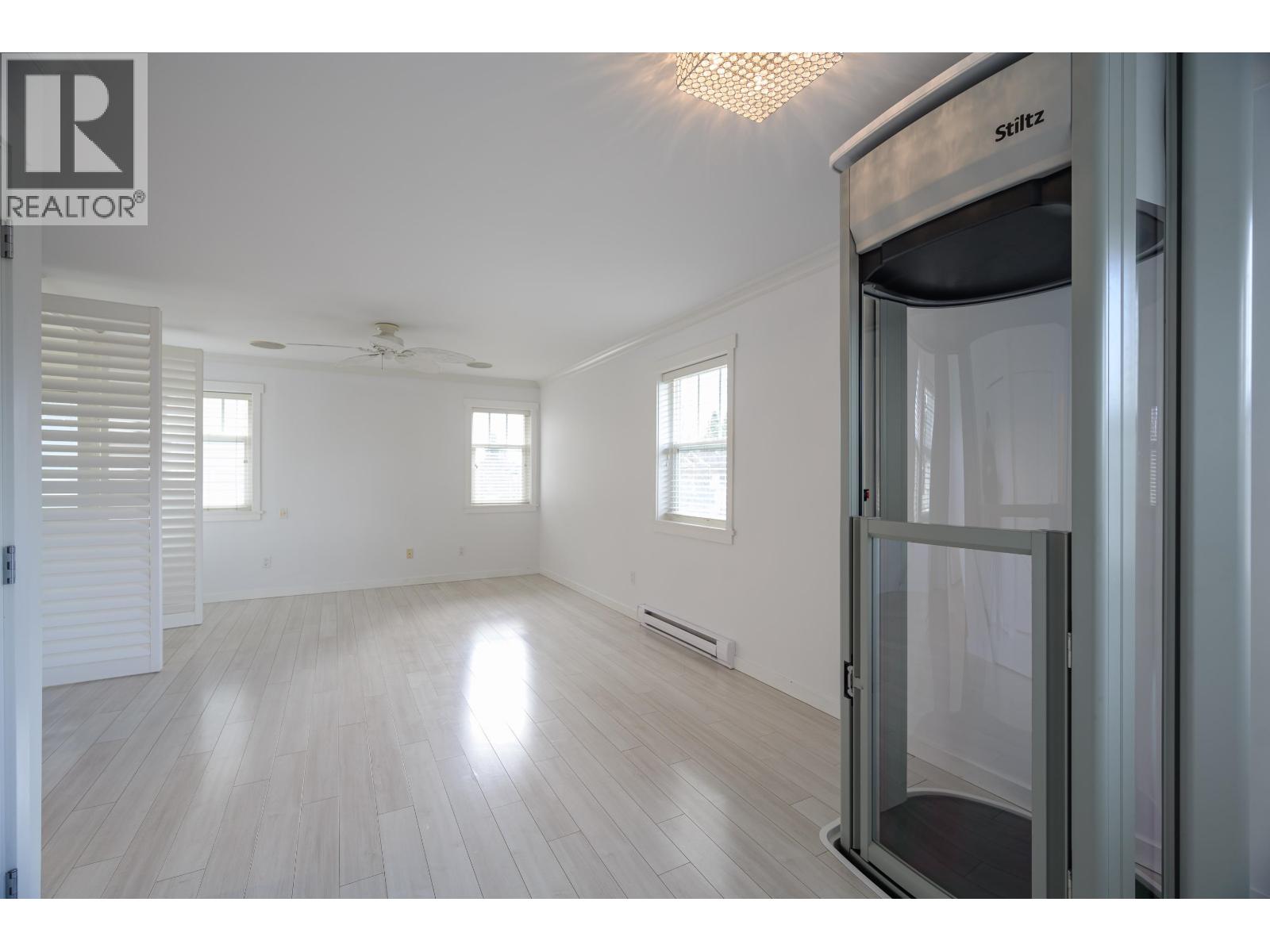 #9-4780 55B Street, Delta