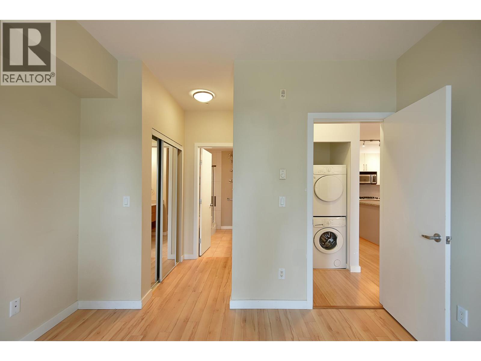 233 5160 DAVIS BAY ROAD, Sechelt