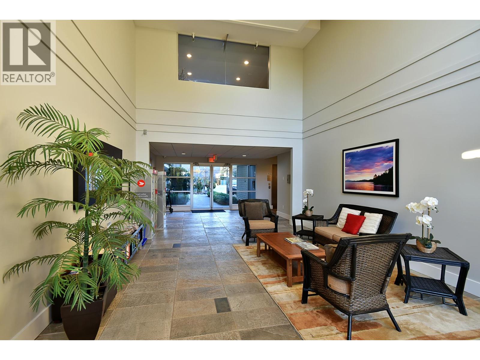 233 5160 DAVIS BAY ROAD, Sechelt