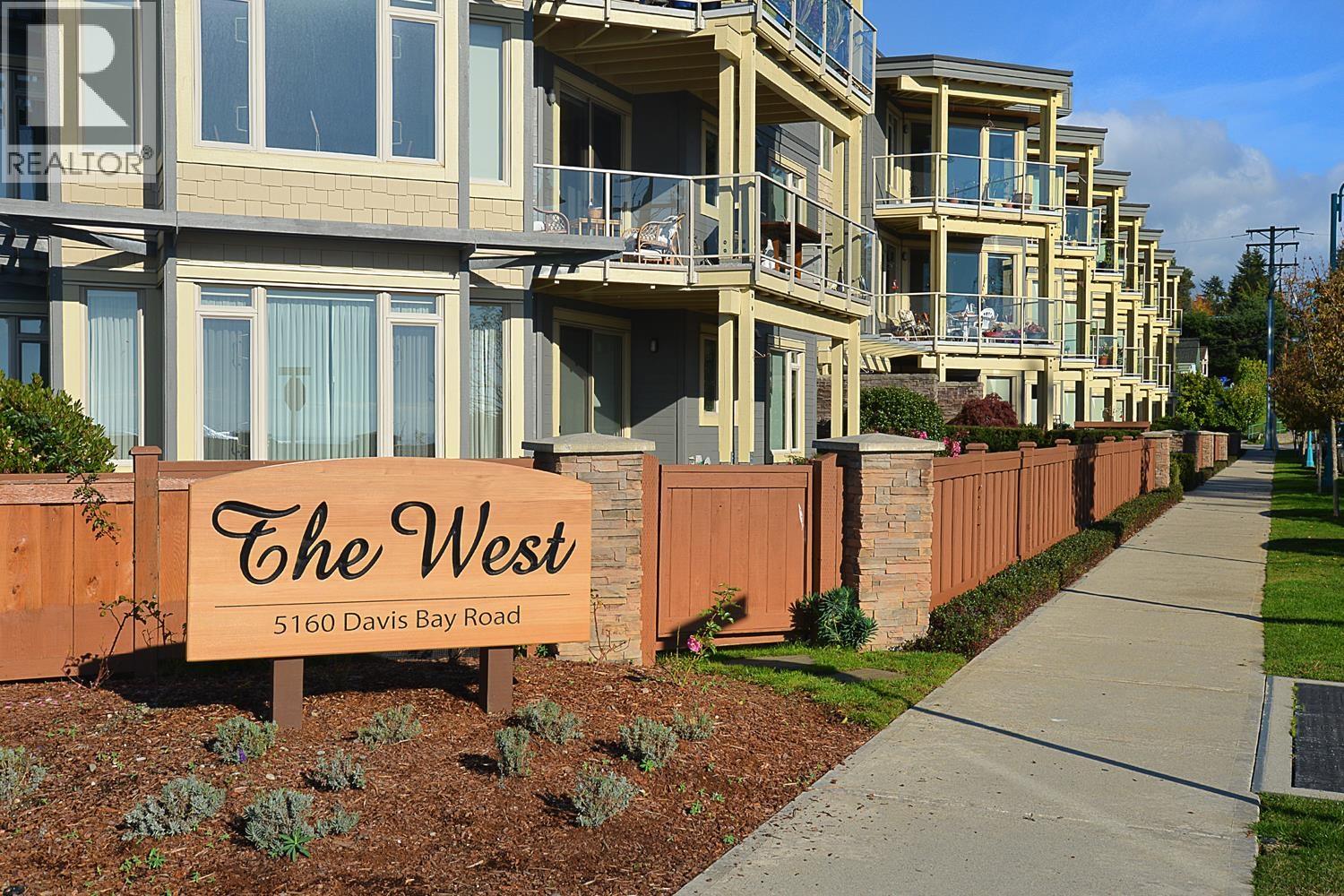 233 5160 DAVIS BAY ROAD, Sechelt