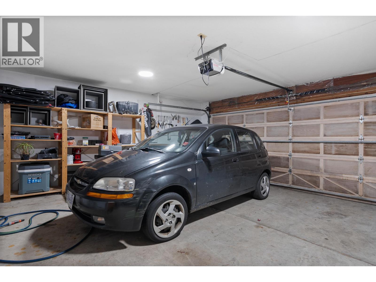 5625 EAGLE COURT, North Vancouver