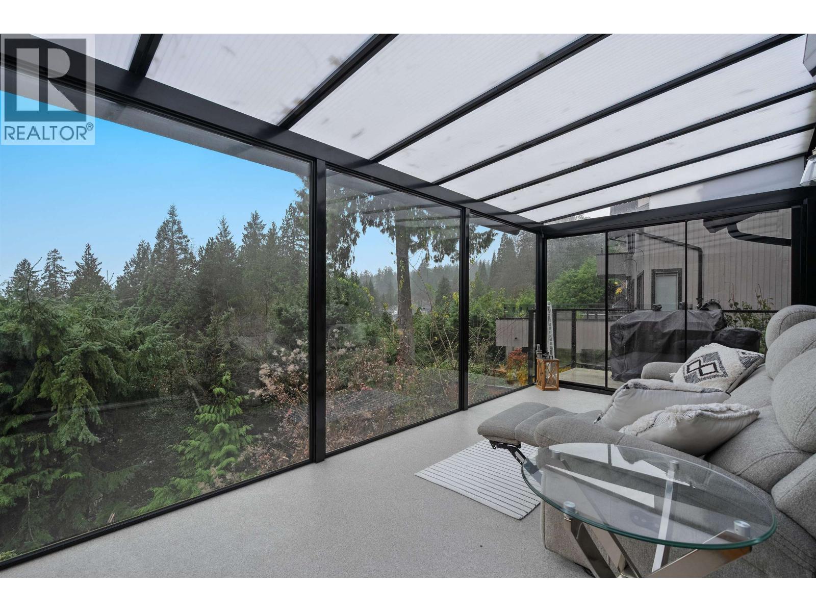 5625 EAGLE COURT, North Vancouver