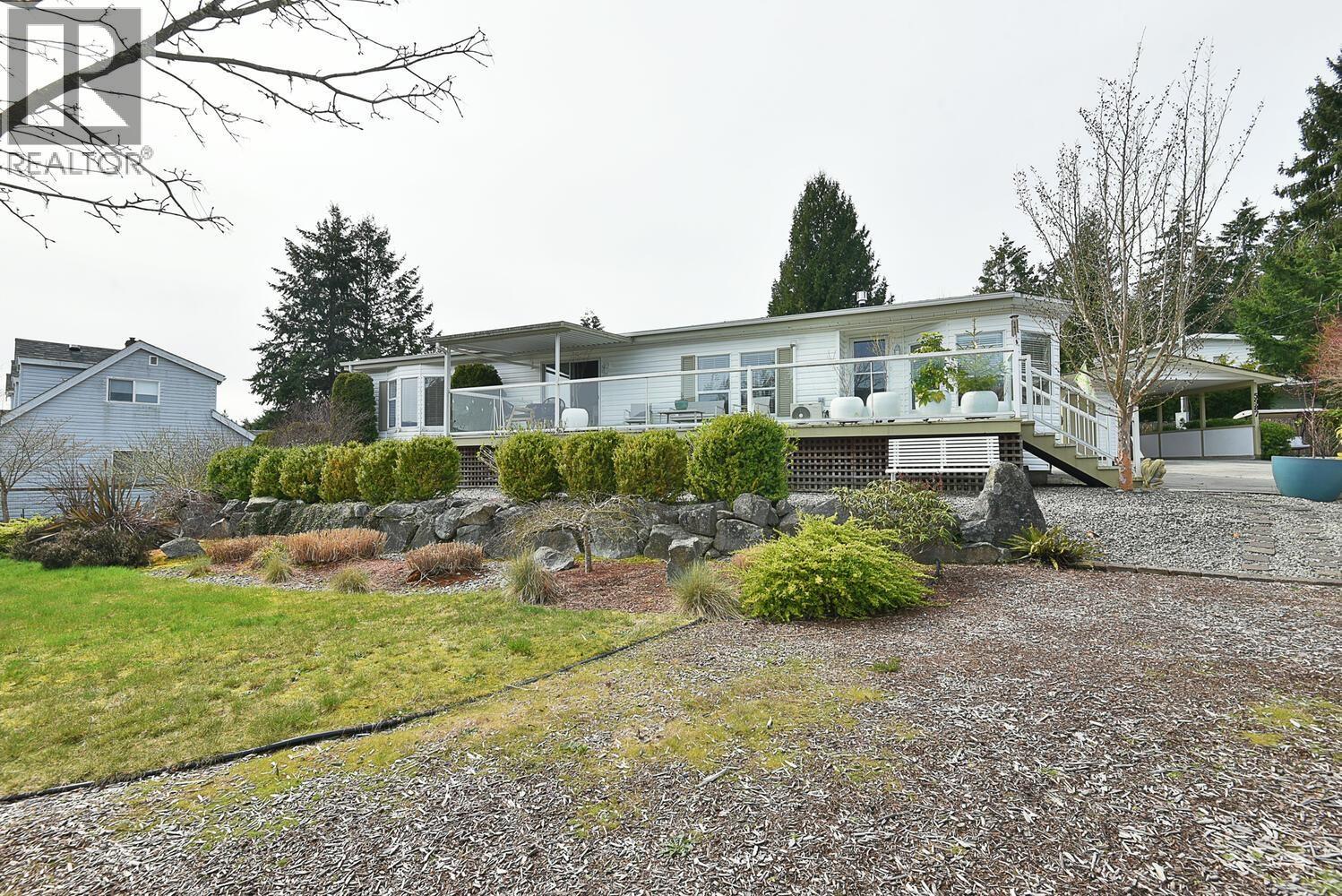 5987 HARBOUR WAY, Sechelt