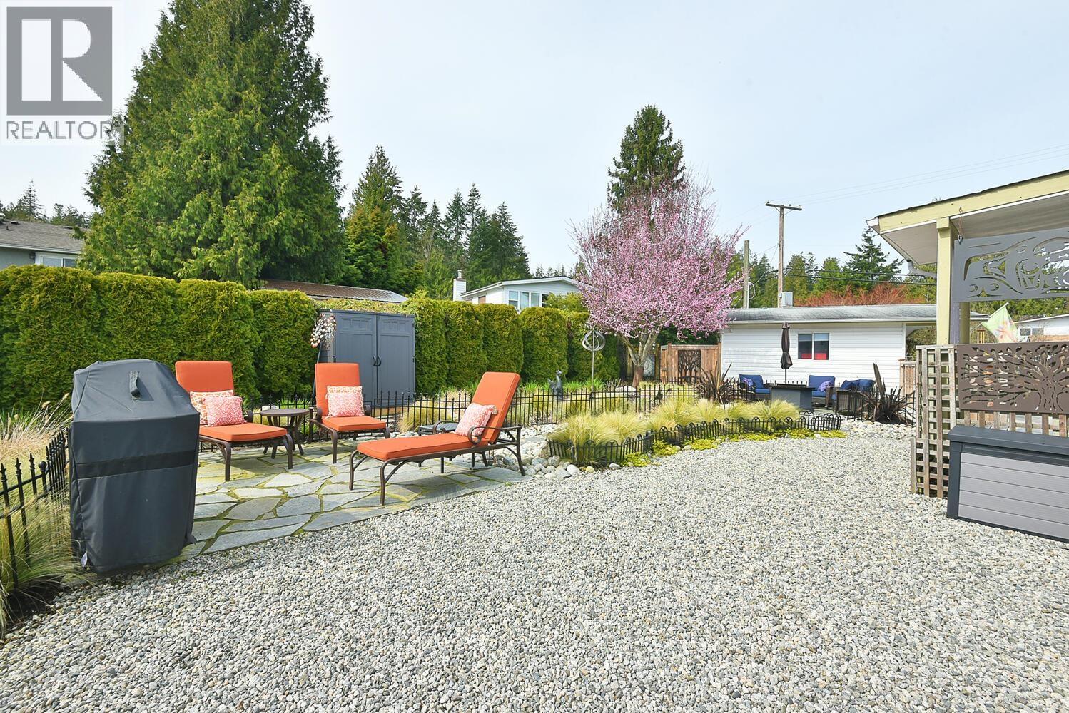5987 HARBOUR WAY, Sechelt