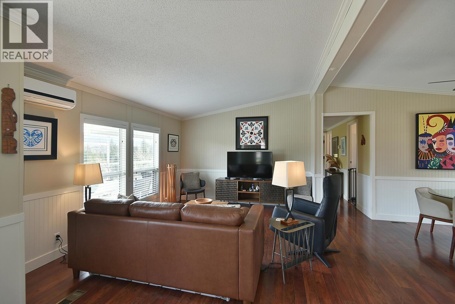 5987 HARBOUR WAY, Sechelt