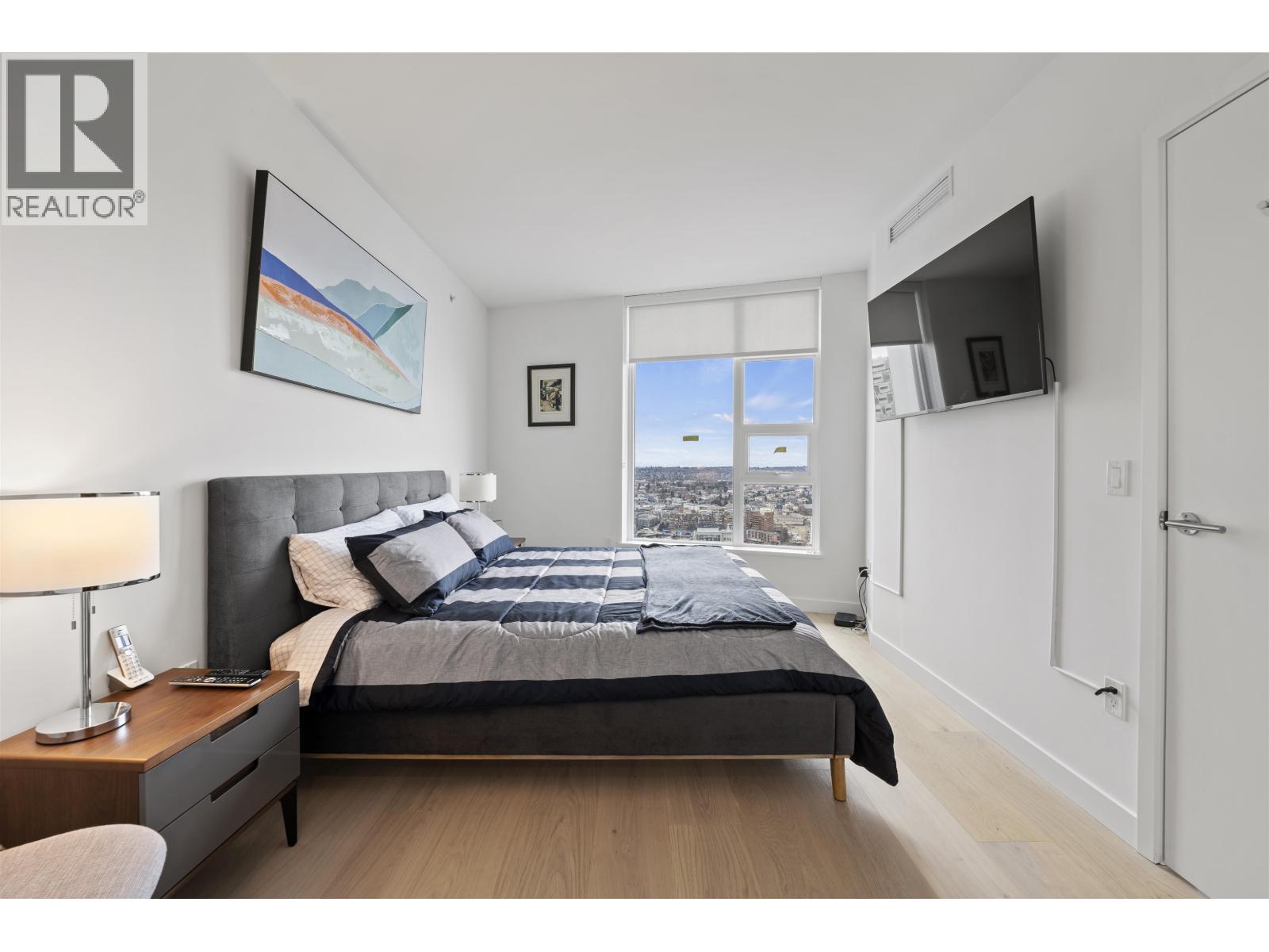 2 Bed, 3 Bath House for Rent in Vancouver – 4X10 1289 HORNBY STREET, Vancouver - Image 12