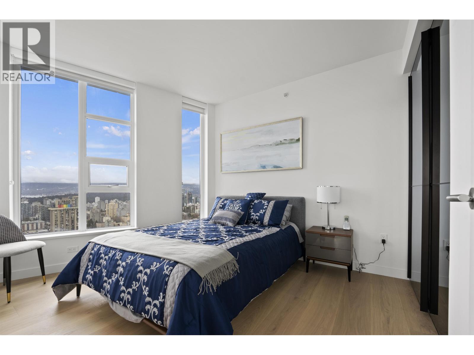 2 Bed, 3 Bath House for Rent in Vancouver – 4X10 1289 HORNBY STREET, Vancouver - Image 14