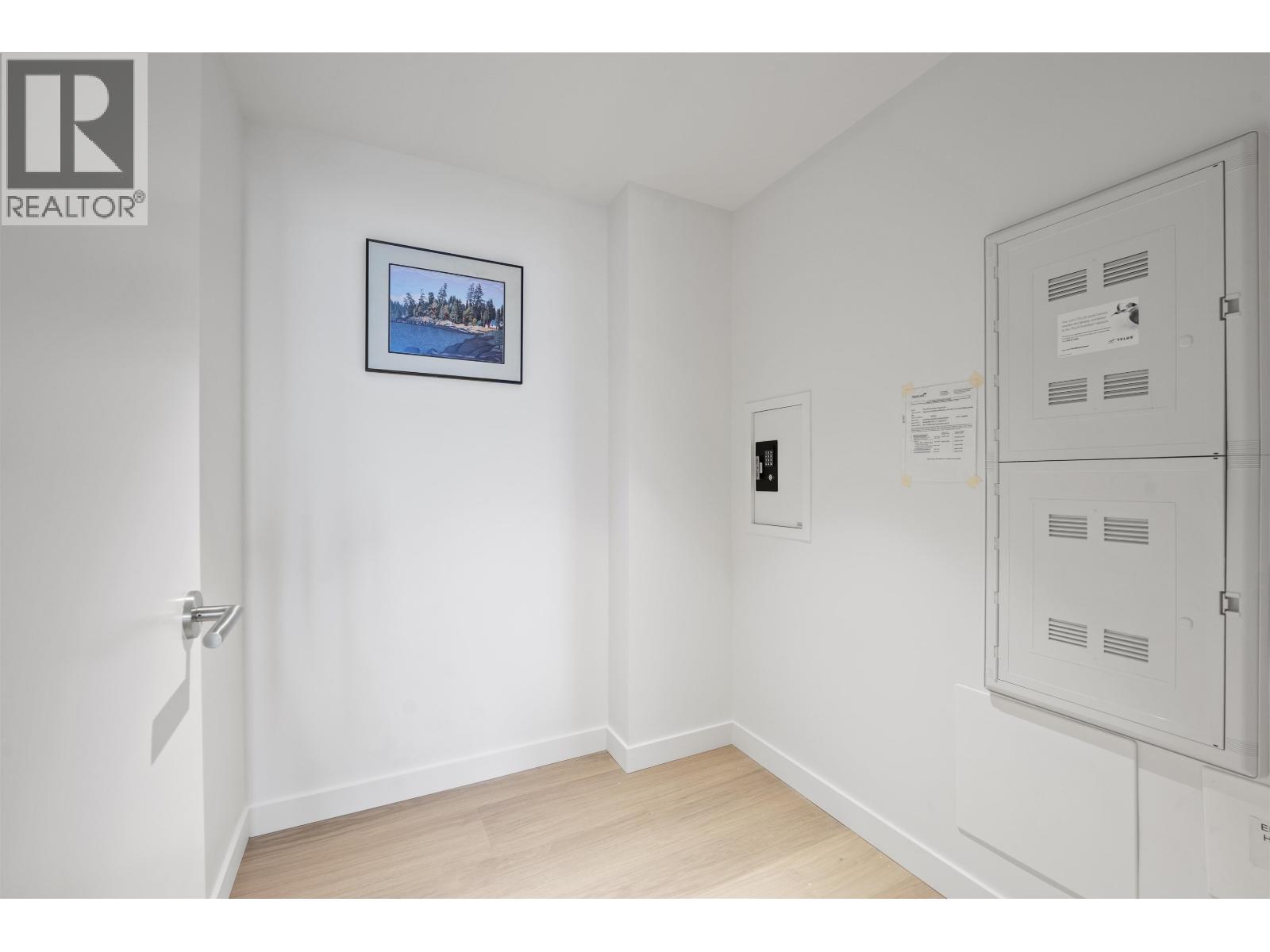 2 Bed, 3 Bath House for Rent in Vancouver – 4X10 1289 HORNBY STREET, Vancouver - Image 16