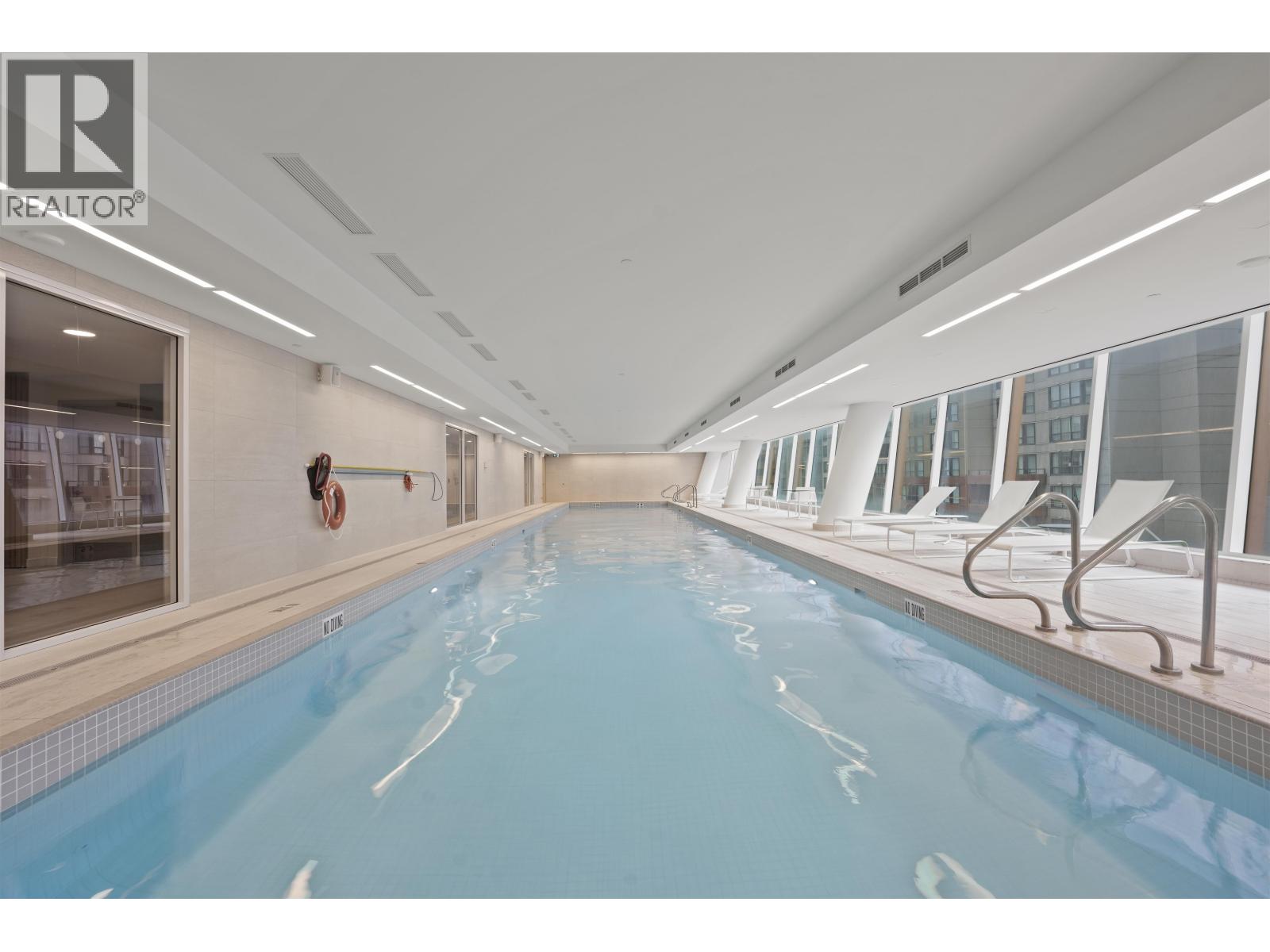 2 Bed, 3 Bath House for Rent in Vancouver – 4X10 1289 HORNBY STREET, Vancouver - Image 18