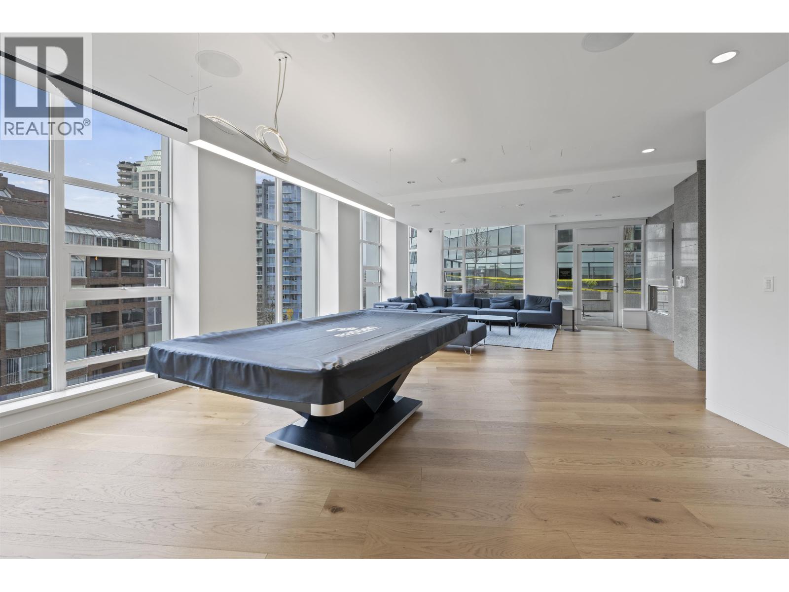 2 Bed, 3 Bath House for Rent in Vancouver – 4X10 1289 HORNBY STREET, Vancouver - Image 20