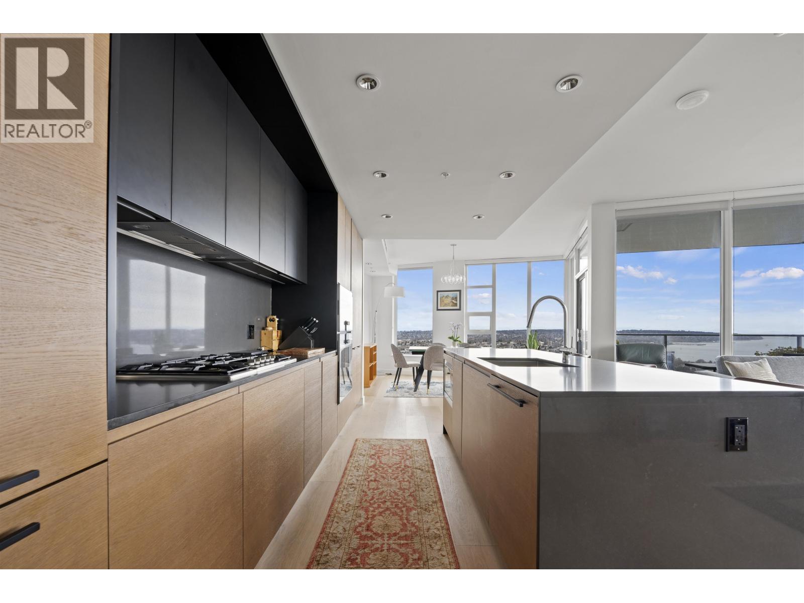 2 Bed, 3 Bath House for Rent in Vancouver – 4X10 1289 HORNBY STREET, Vancouver - Image 6